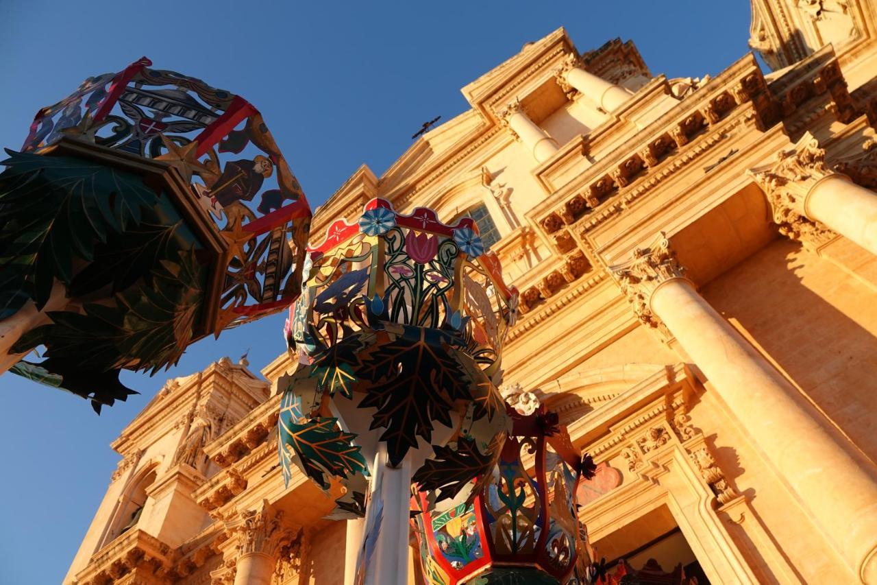 Casa Bommegna Villa Noto Ngoại thất bức ảnh